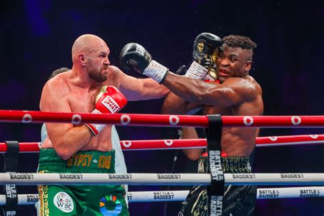 Tyson Fury (boxing): next fight, last fight result, boxing record (table).
